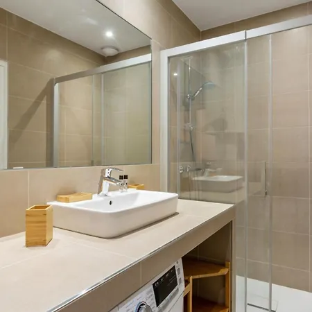 Appartement Du Marche St Honore - Welkeys Paris Exterior foto